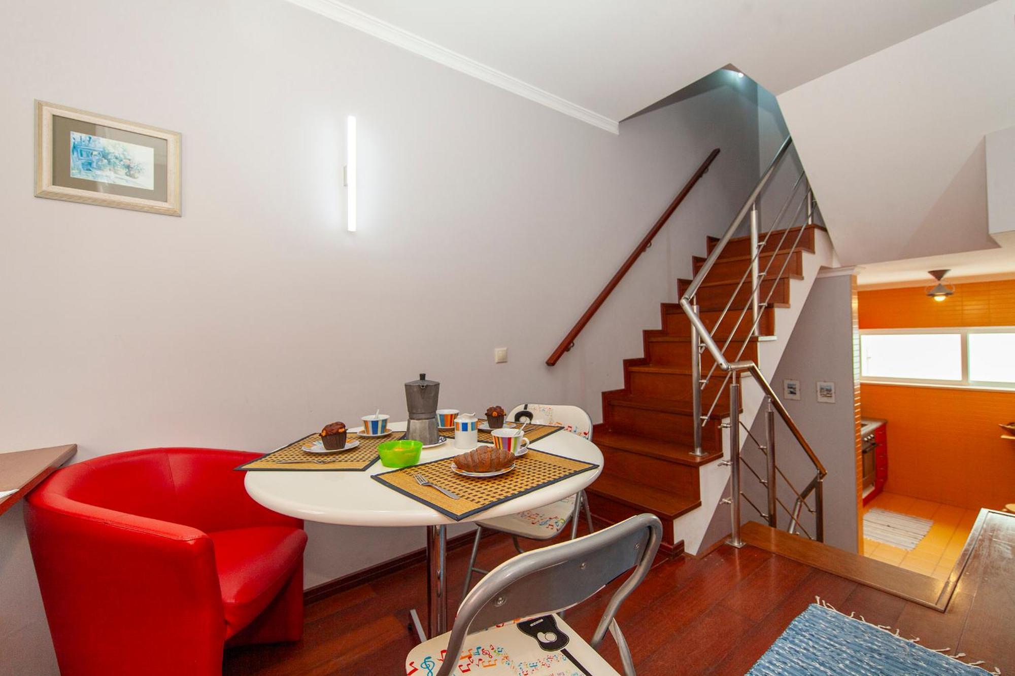 B28 - Stylish Typical House Holiday home
