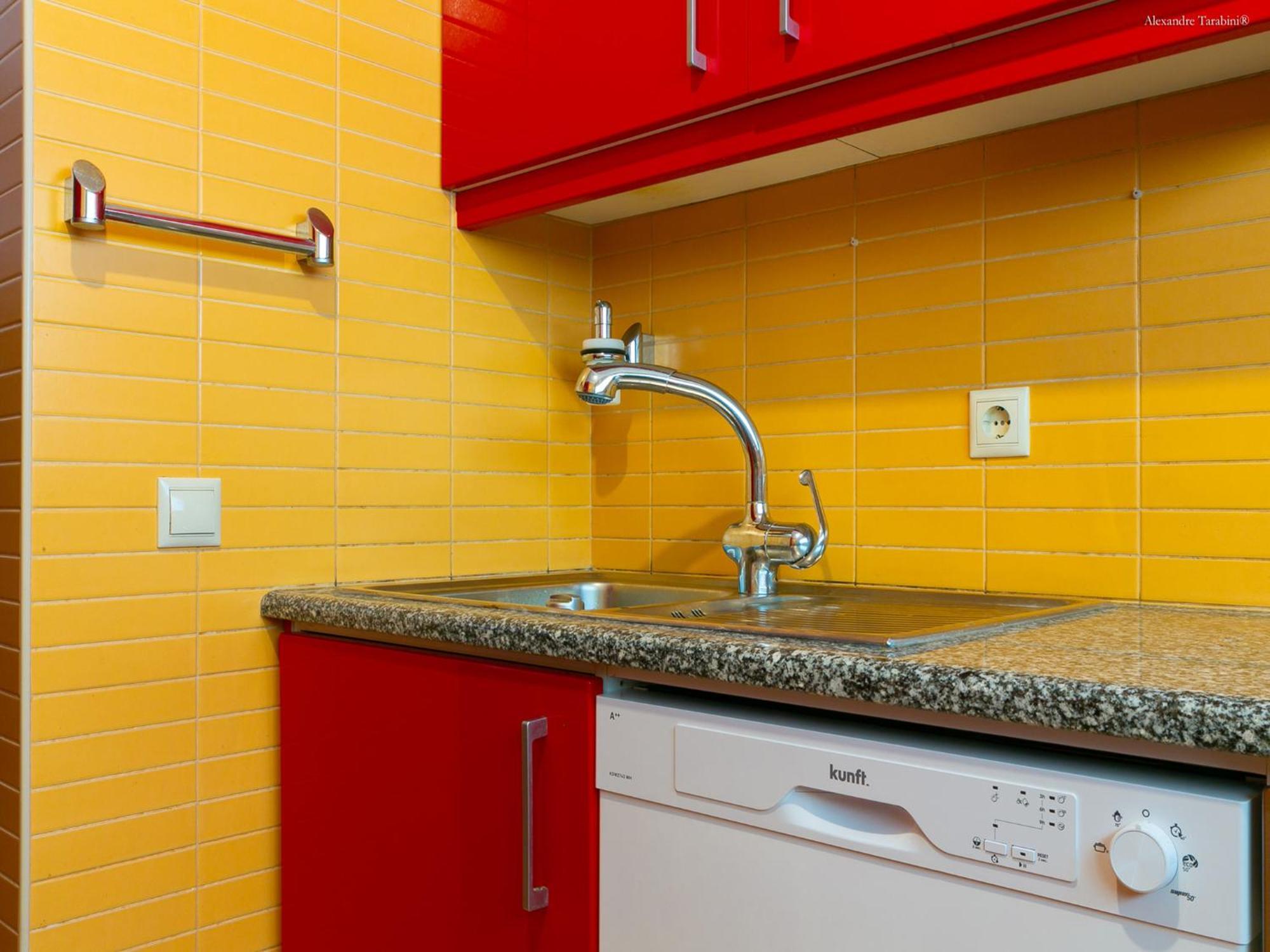 Vakantiehuis B28 - Stylish Typical House Lagos
