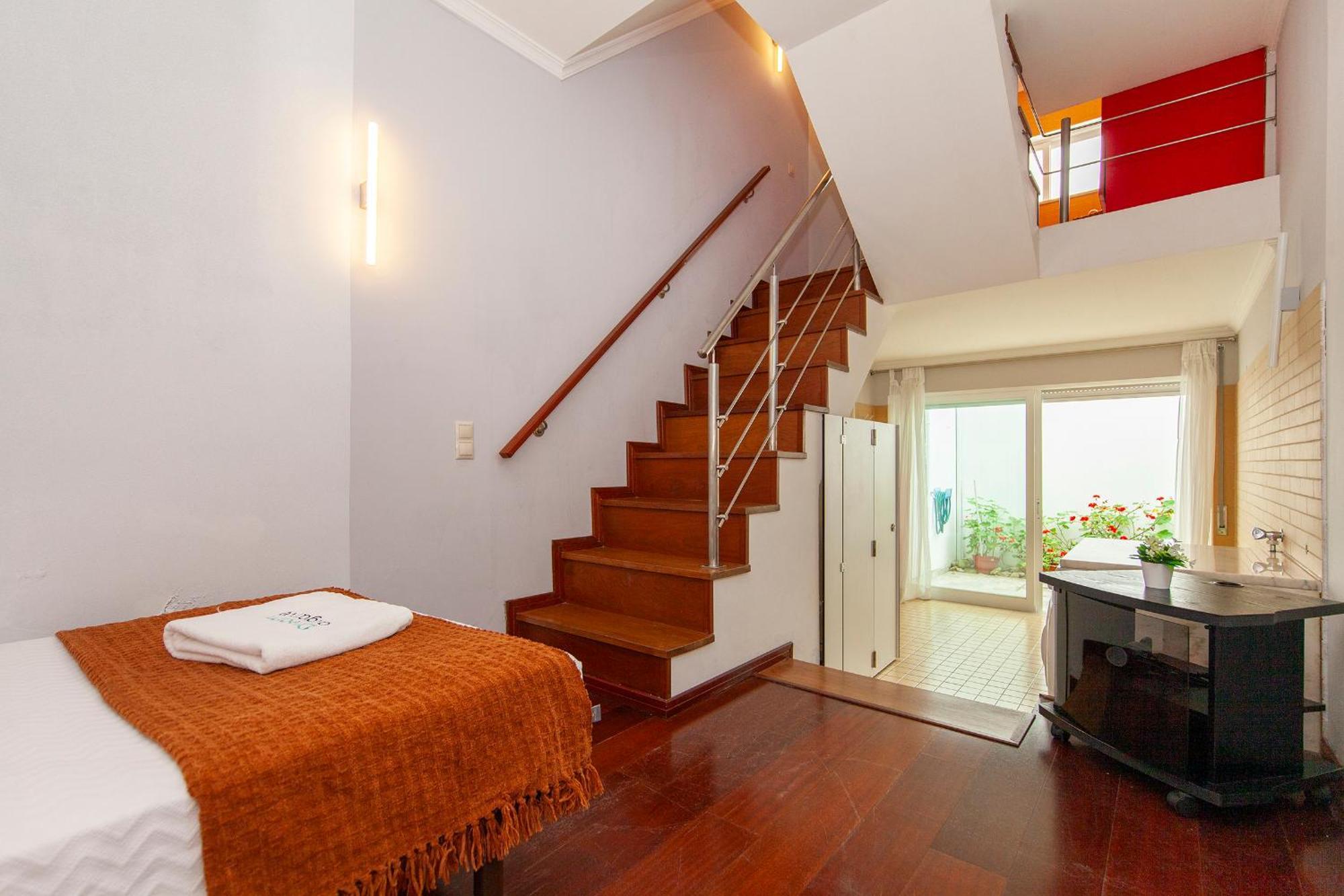 B28 - Stylish Typical House *